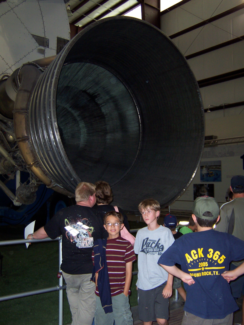2010-Pack409-Blue-n-Gold - 063.jpg